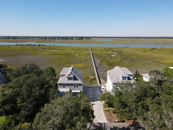 $2,695,000 | 616 East Erie Avenue, Folly Beach, SC 29439