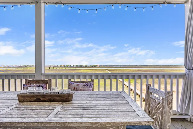 $2,779,000 | 616 East Erie Avenue, Folly Beach, SC 29439