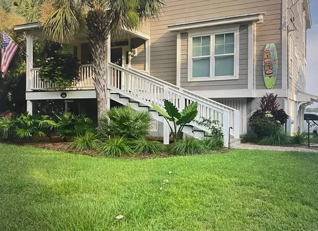 $2,779,000 | 616 East Erie Avenue, Folly Beach, SC 29439
