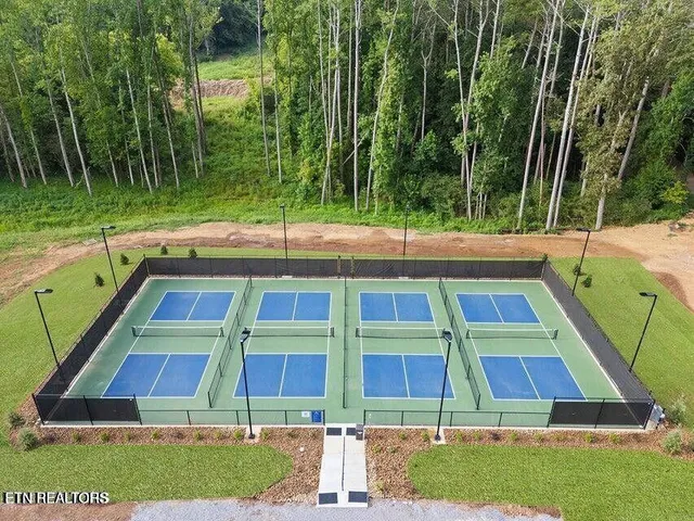 $325,000 | 135 Magnolia Hill, Loudon, TN 37774