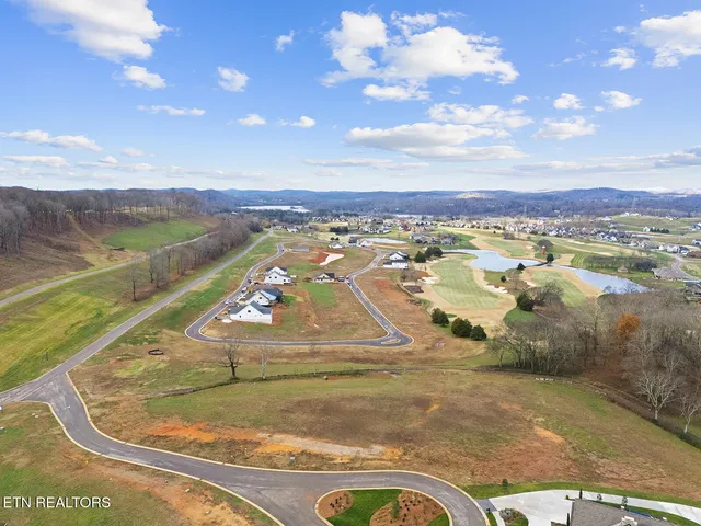 $325,000 | 135 Magnolia Hill, Loudon, TN 37774