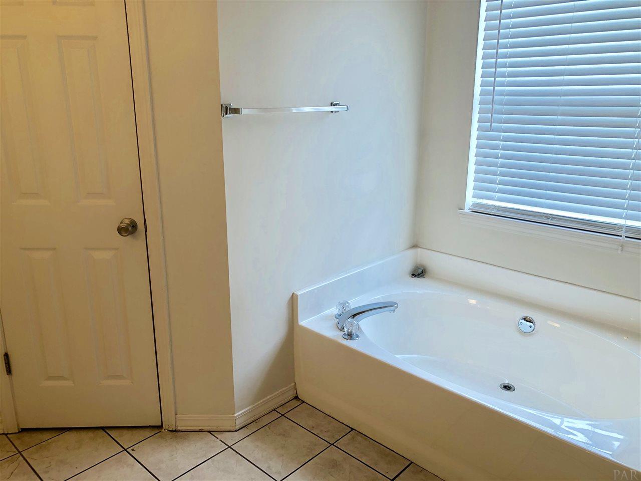4369 Bayou Ridge Drive Pace, FL 32571 - Photo 11 of 13 Gallery Image 11
