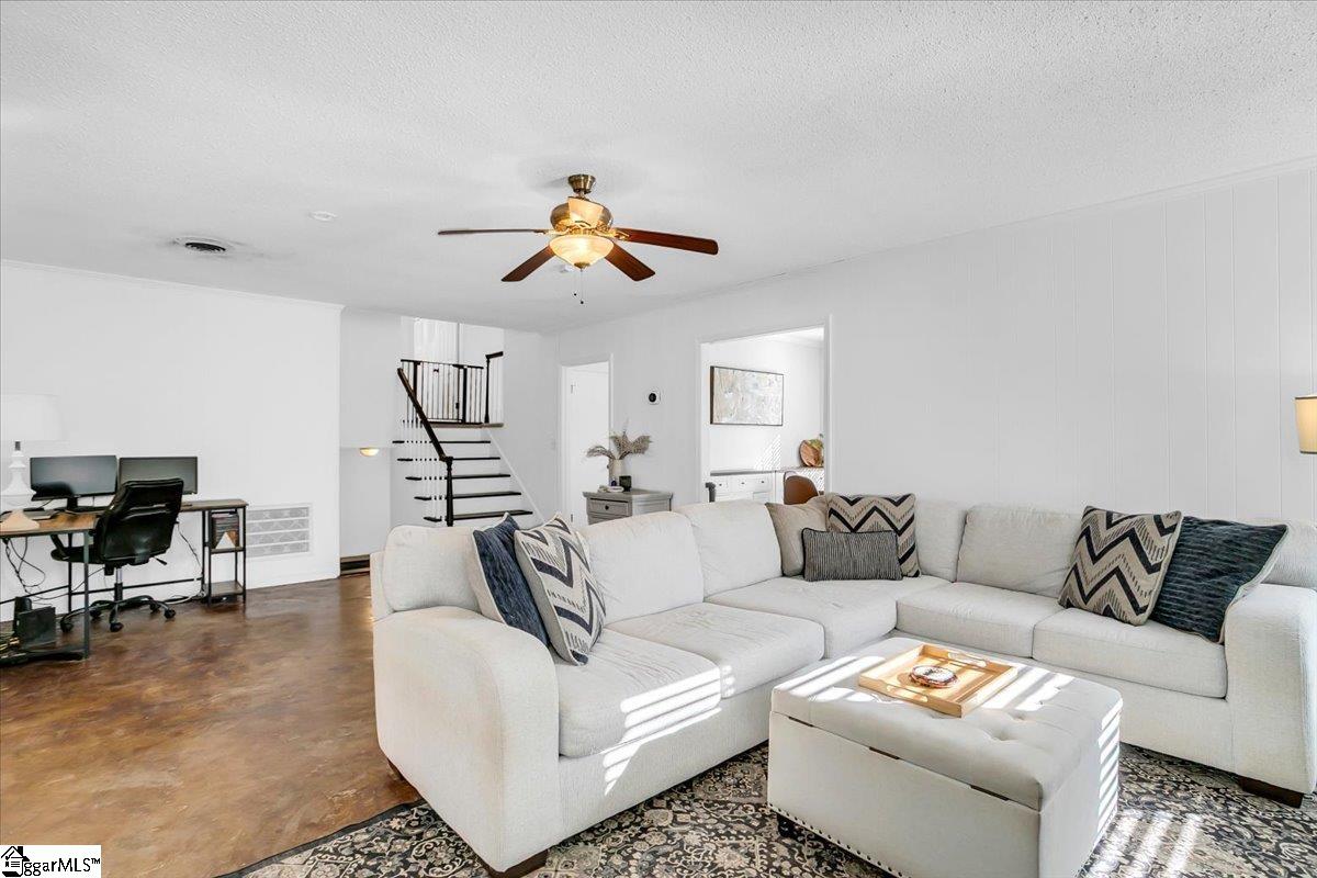 614 Gray Fox Square Taylors, SC 29687 - Photo 11 of 43