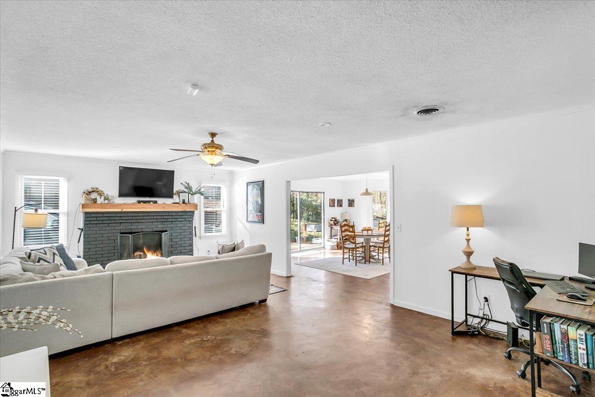 614 Gray Fox Square Taylors, SC 29687 - Photo 8 of 43