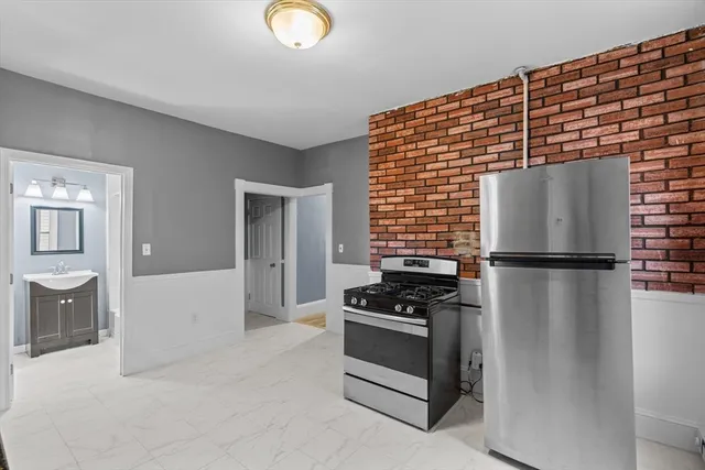 $899,000 | 20-22 Ashland Avenue, Methuen, MA 01844