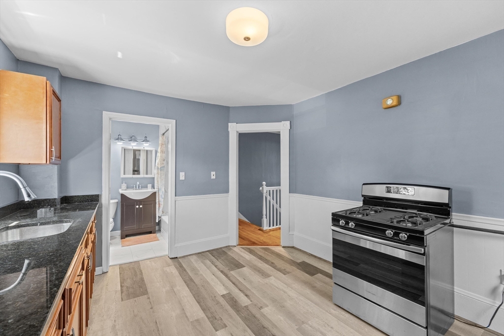 20-22 Ashland Avenue Methuen, MA 01844 - Photo 35 of 42