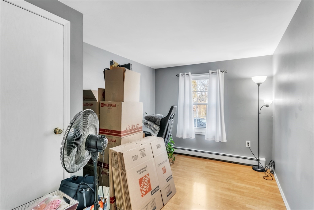 166 Hancock Street Springfield, MA 01109 - Photo 20 of 33