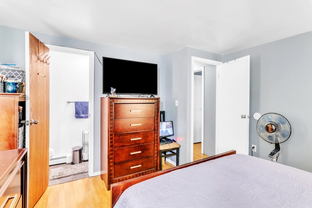 166 Hancock Street Springfield, MA 01109 - Photo 26 of 33