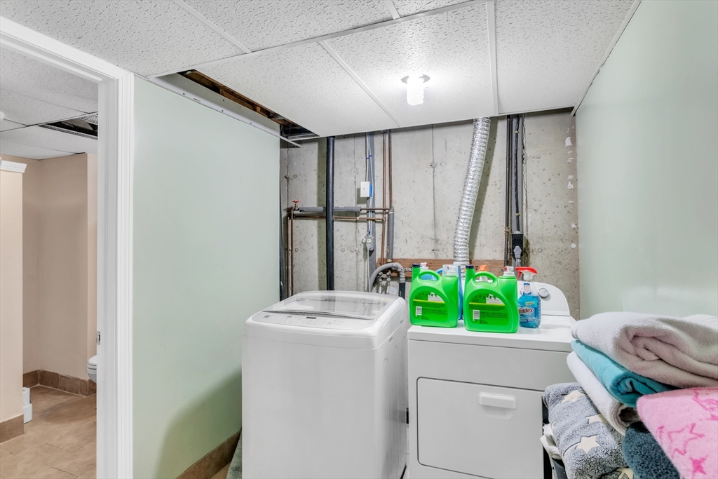 166 Hancock Street Springfield, MA 01109 - Photo 31 of 33