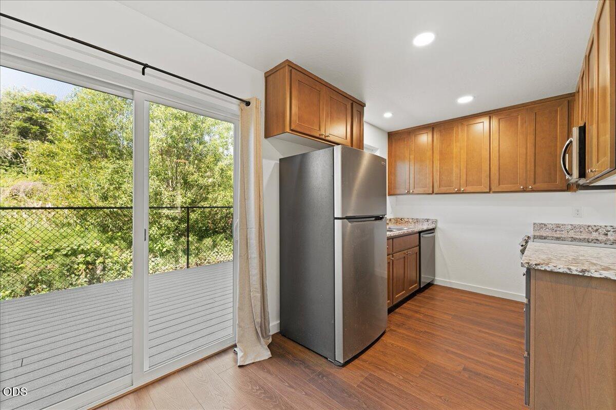 610 North Main Street, Unit 4D Phoenix, OR 97535 - Photo 14 of 20