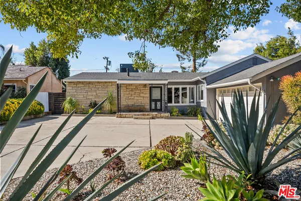 $9,900 | 5127 Gaynor Avenue, Encino, CA 91436