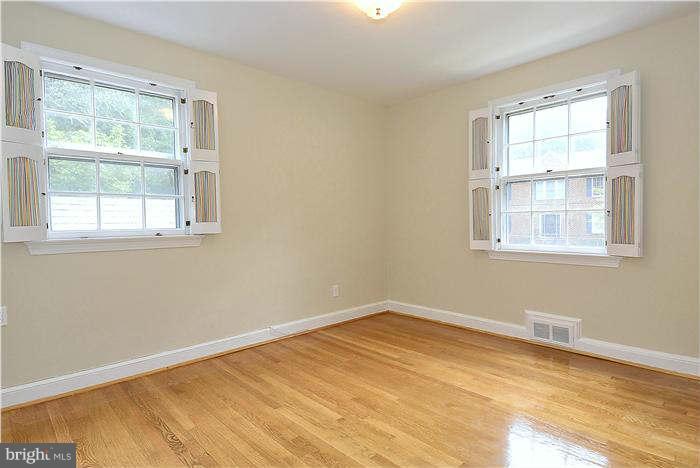 2909 Daniel Road Chevy Chase, MD 20815 - Photo 17 of 30 Bedroom