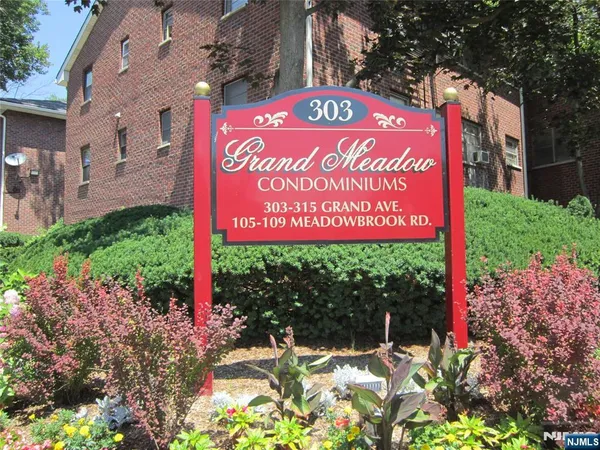 $2,700 | 309 B Grand Avenue, Unit 309B, Englewood, NJ 07631