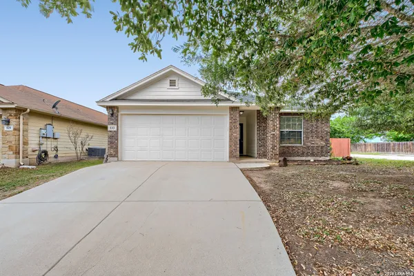 $298,950 | 533 Tom Kemp Drive, New Braunfels, TX 78130