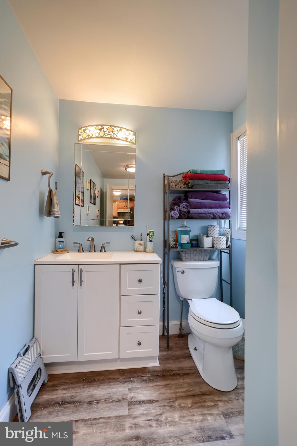 44 South Soudersburg Road Ronks, PA 17572 - Photo 25 of 44 1st floor full restroom
