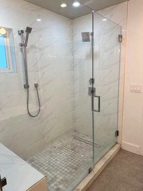 8 Bowen Drive Key Largo, FL 33037 - Photo 22 of 22 a bathroom with a shower