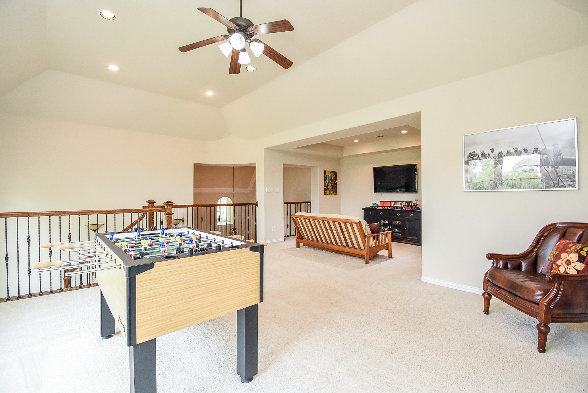 27427 Guthrie Ridge Lane Katy, TX 77494 - Photo 38 of 48 a living room with furniture