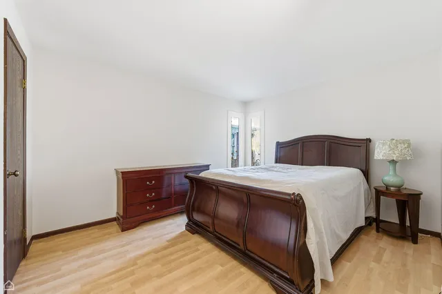 $249,999 | 1749 Vermont Drive, Elk Grove Village, IL 60007