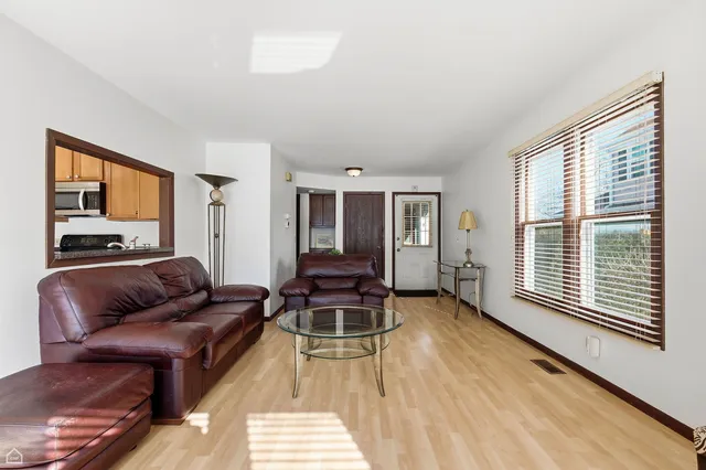 $249,999 | 1749 Vermont Drive, Elk Grove Village, IL 60007