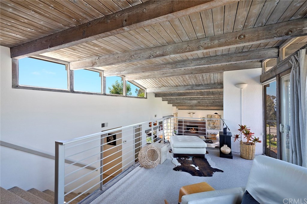 1450 Morningside Drive Laguna Beach, CA 92651 - Photo 17 of 33 Loft is perfect for relaxing, reading or media viewing