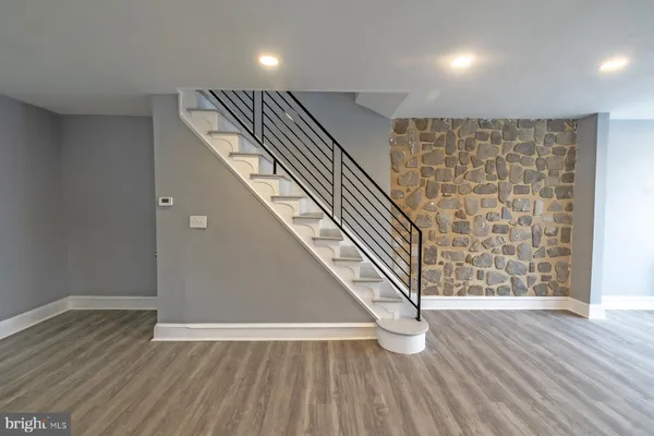 an entryway in a hall with an entryway