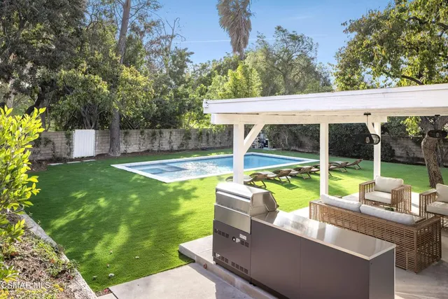 $1,749,000 | 22534 Malden Street, West Hills, CA 91304