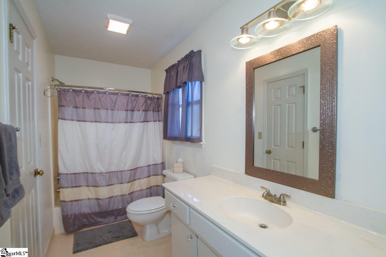 915 Crestview Road Easley, SC 29642 - Photo 22 of 36 Gallery Image 22