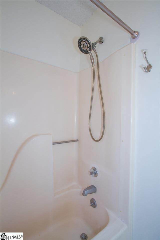 915 Crestview Road Easley, SC 29642 - Photo 30 of 36 Gallery Image 30