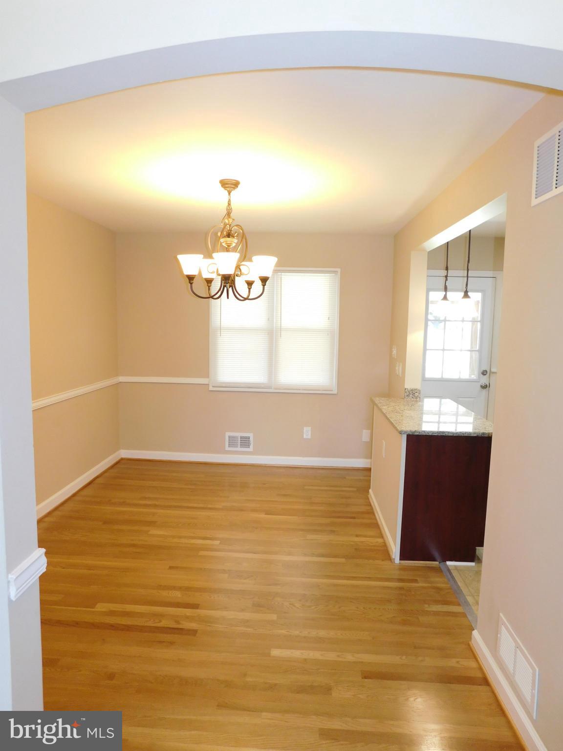 7846 Charlesmont Road Baltimore, MD 21222 - Photo 5 of 28 Dining Room