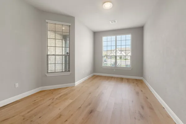 $4,000 | 10709 Lavon Bend, Austin, TX 78717