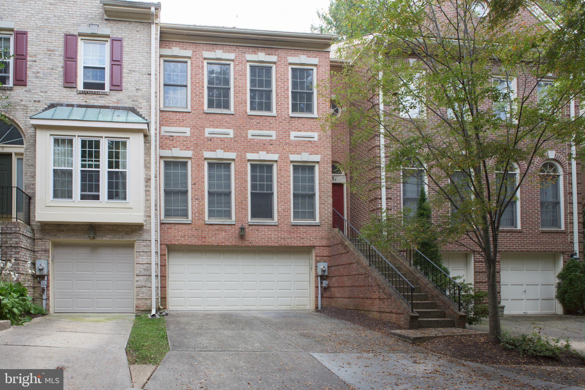 7828 Oracle Place Potomac, MD 20854 - Photo 1 of 34