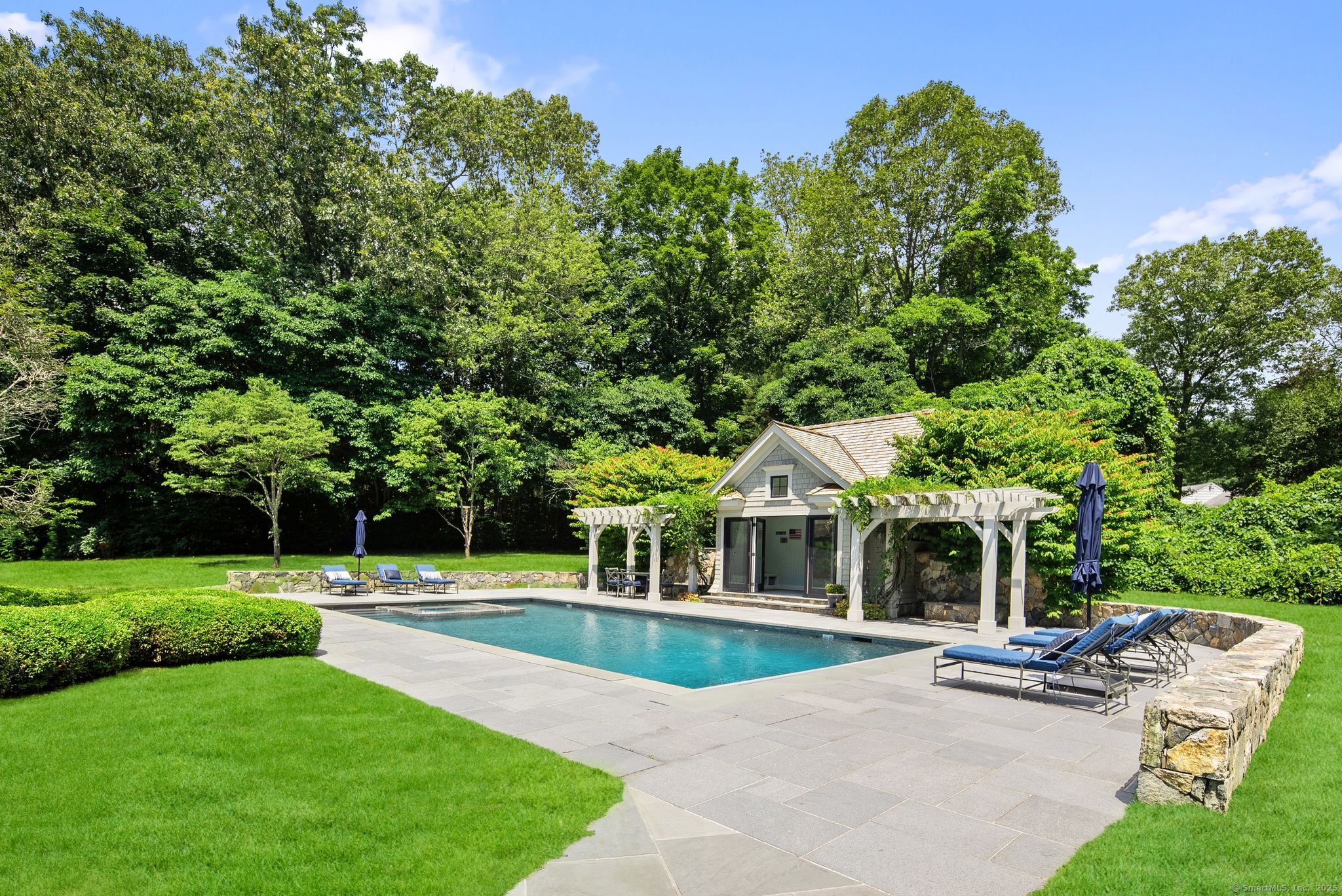 9 Greenbrier Road Westport, CT 06880 - Photo 20 of 40