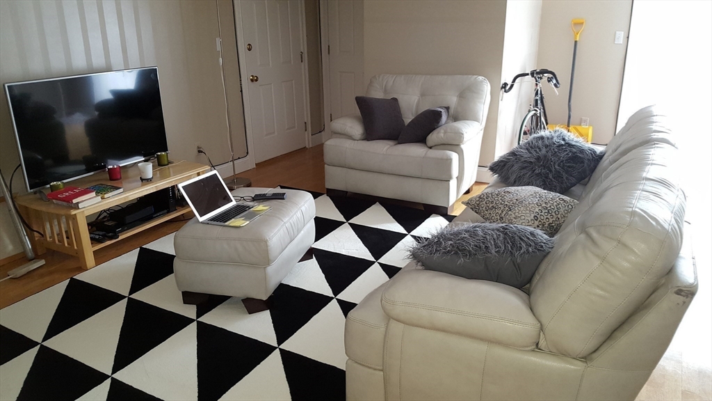 24 Forge Pond, Unit H Canton, MA 02021 - Photo 5 of 14