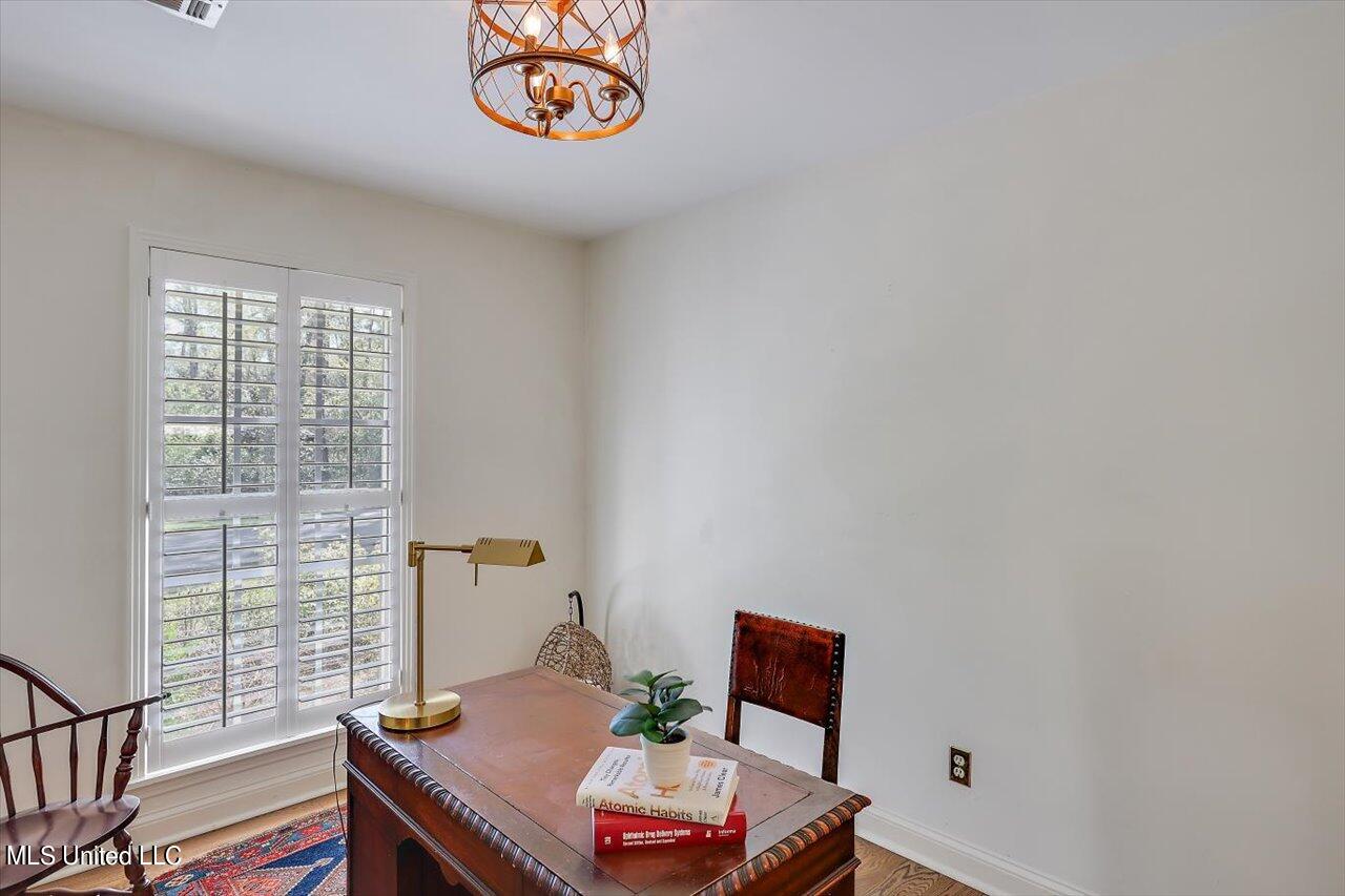 2210 Bellingrath Road Jackson, MS 39211 - Photo 18 of 40 18-2210 Bellingrath Rd