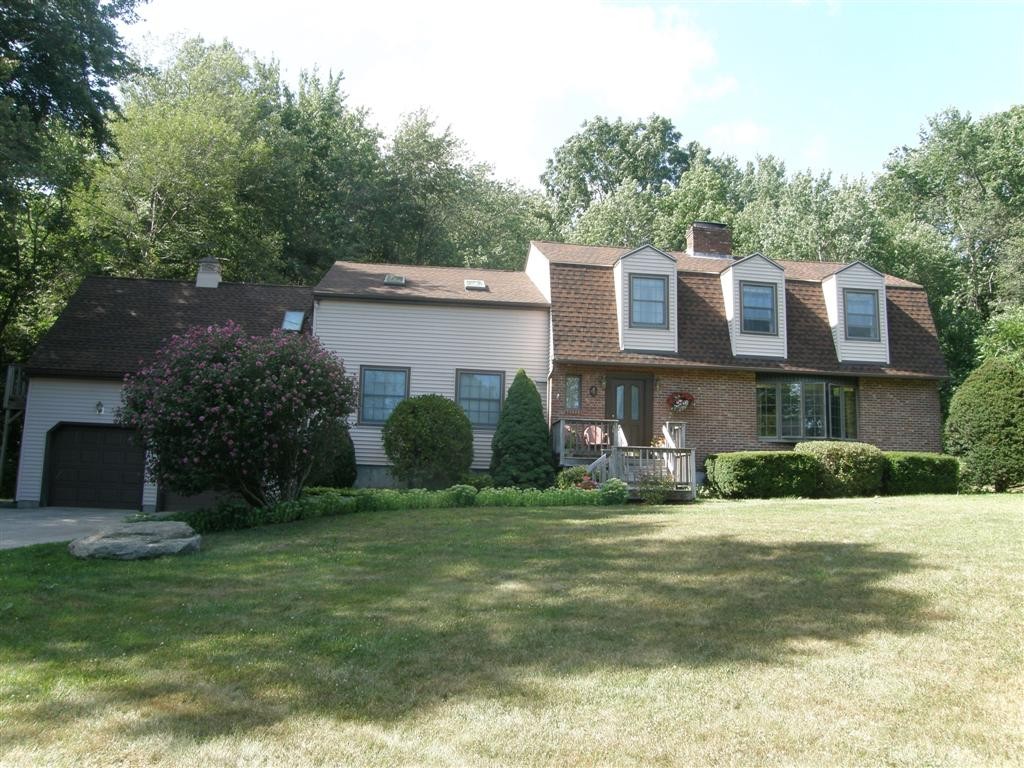 4 Flaxfield Road Dudley, MA 01571 - Photo 1 of 30