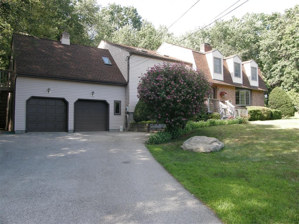 4 Flaxfield Road Dudley, MA 01571 - Photo 2 of 30