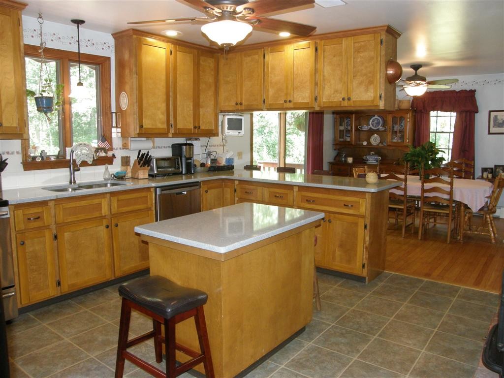 4 Flaxfield Road Dudley, MA 01571 - Photo 6 of 30