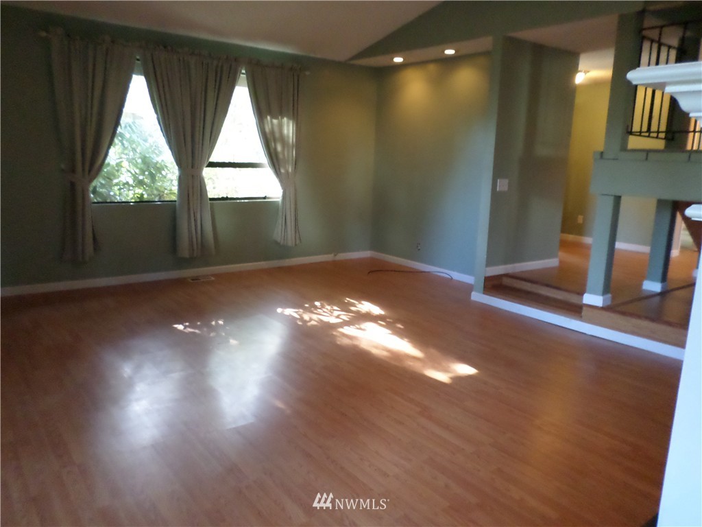 3011 169th Street Southeast Bothell, WA 98012 - Photo 8 of 19