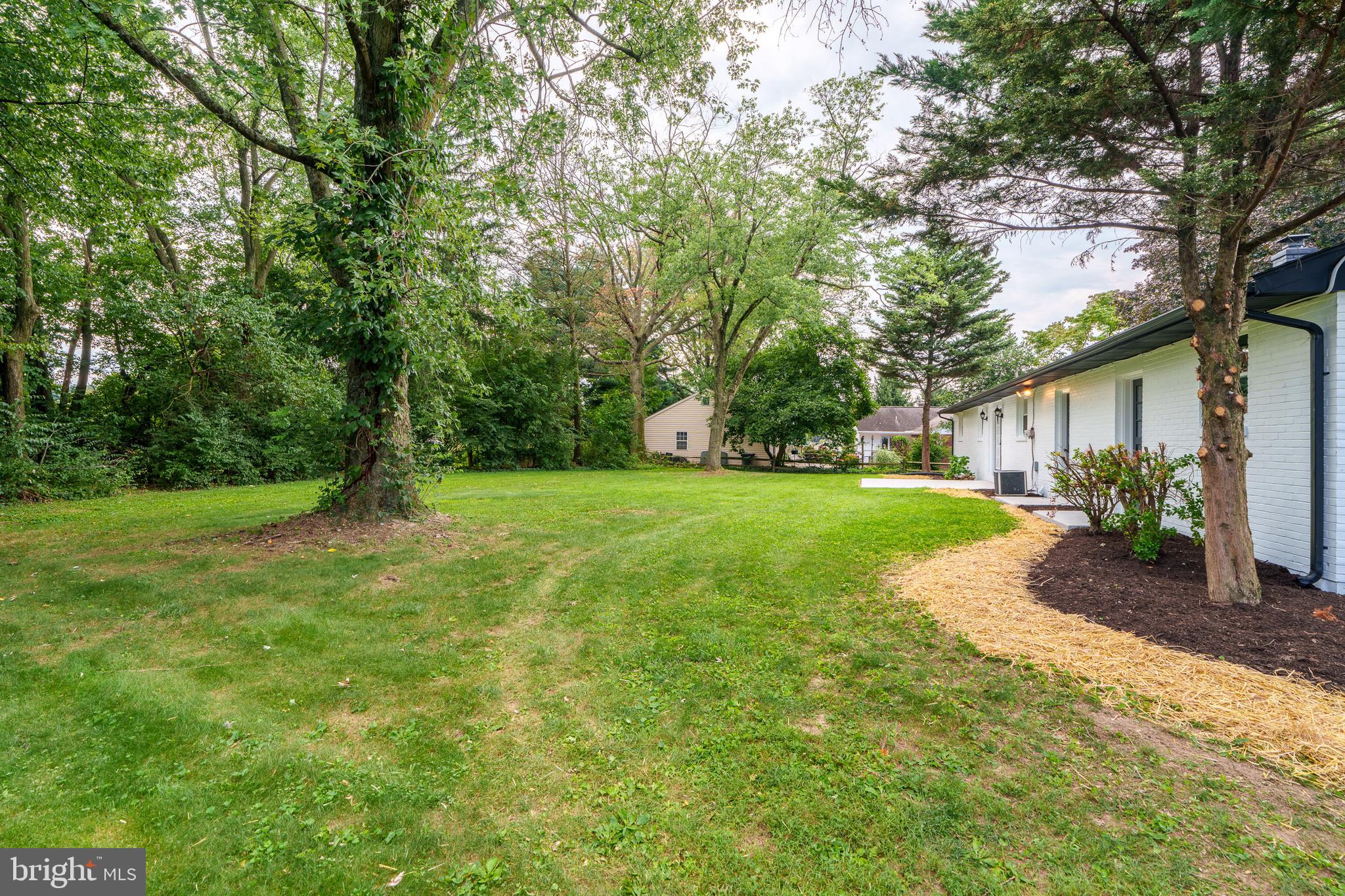 404 Owl Hill Road Lititz, PA 17543 - Photo 7 of 31