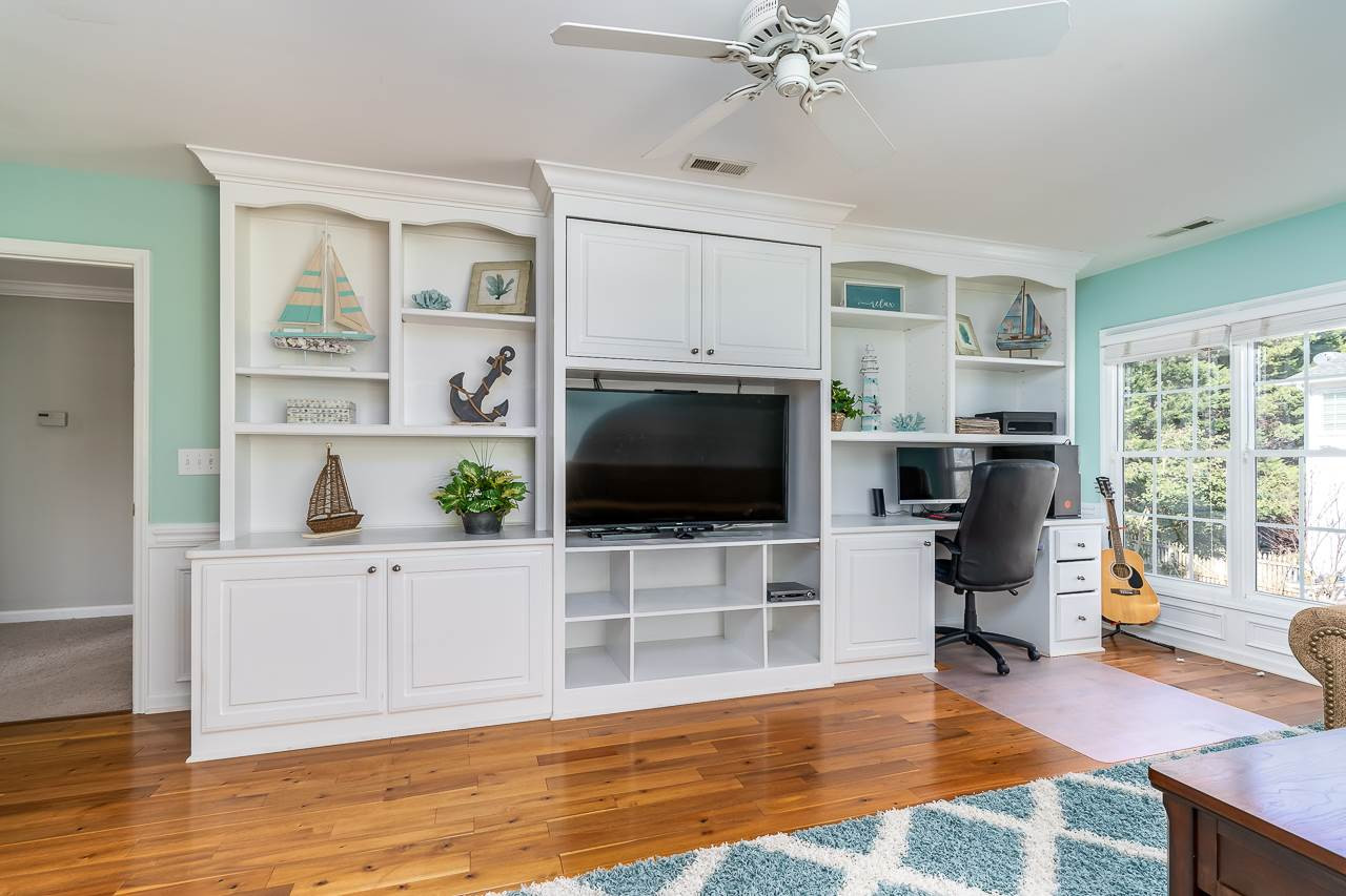10813 Dalmore Place Raleigh, NC 27614 - Photo 20 of 25 Builtins with adjustable shelves and storage Bonus