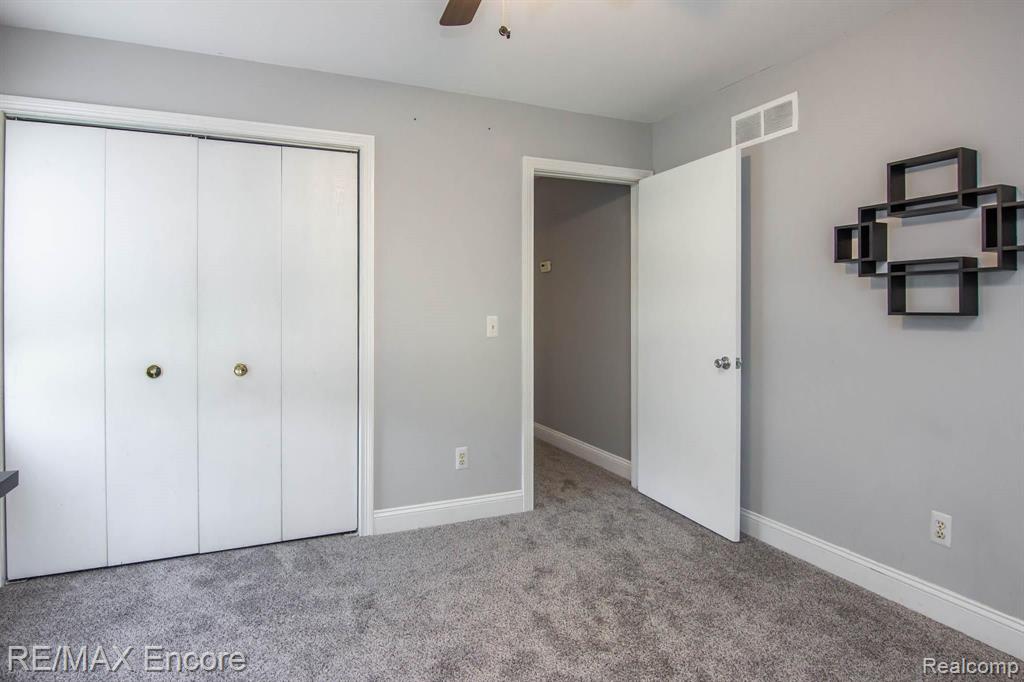 1649 Emerson Circle Rochester Hills, MI 48307 - Photo 17 of 29