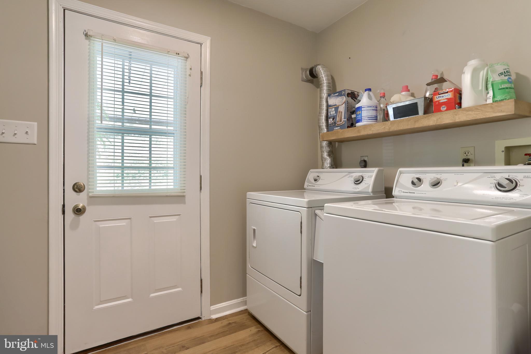 46 Gelsinger Road Reading, PA 19608 - Photo 24 of 50 a utility room with dryer and washer