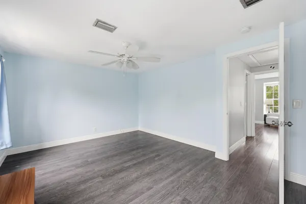 $318,000 | 218 Old English Drive, Jupiter, FL 33458