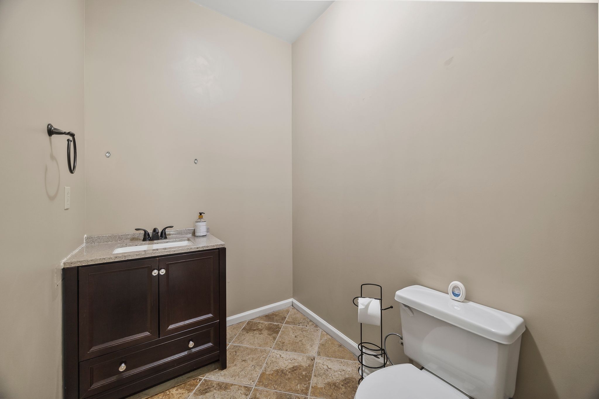 210 Winding Way Columbia, TN 38401 - Photo 16 of 28 a bathroom with a toilet