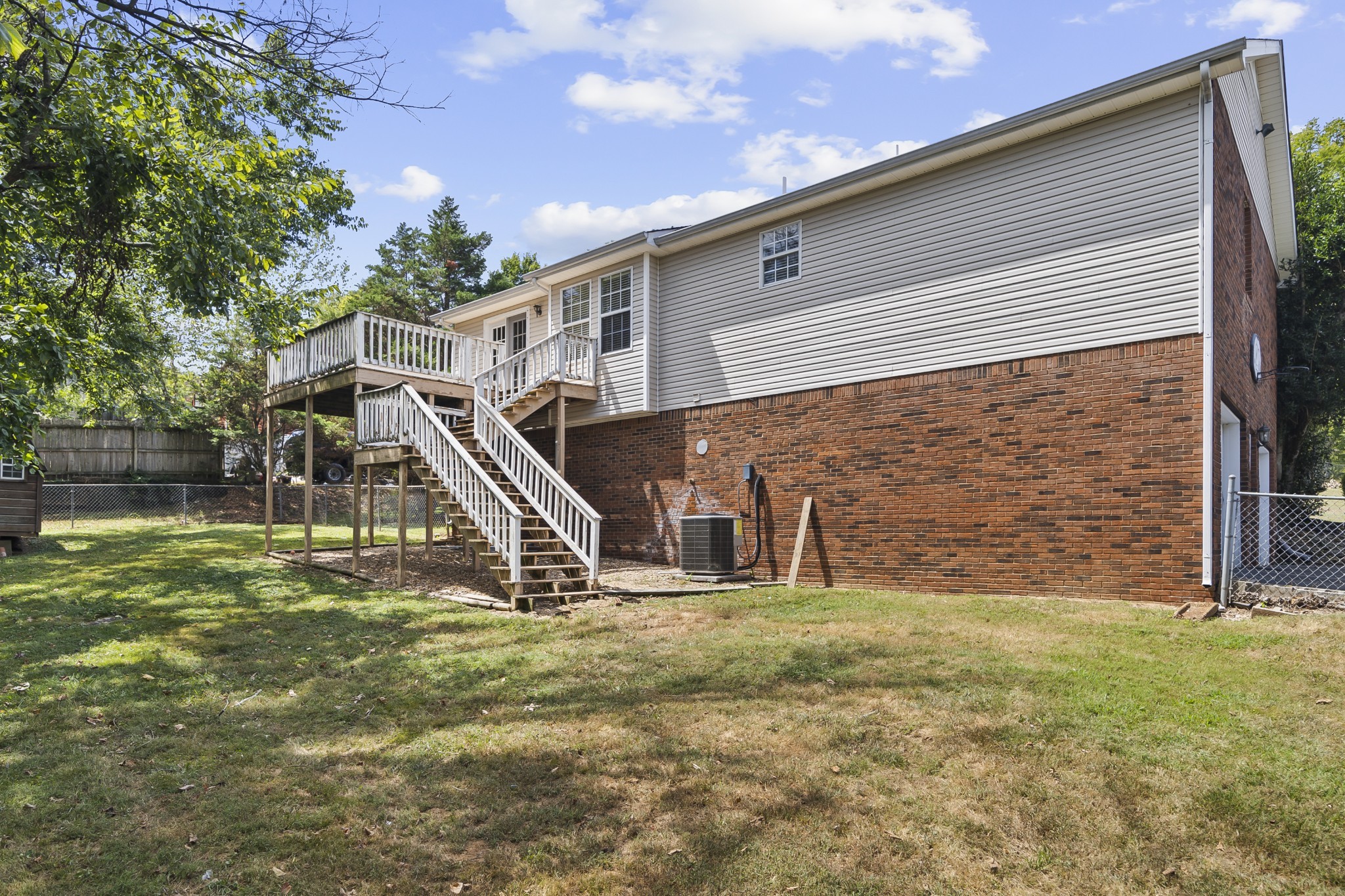 210 Winding Way Columbia, TN 38401 - Photo 17 of 28 a view of a house with a park