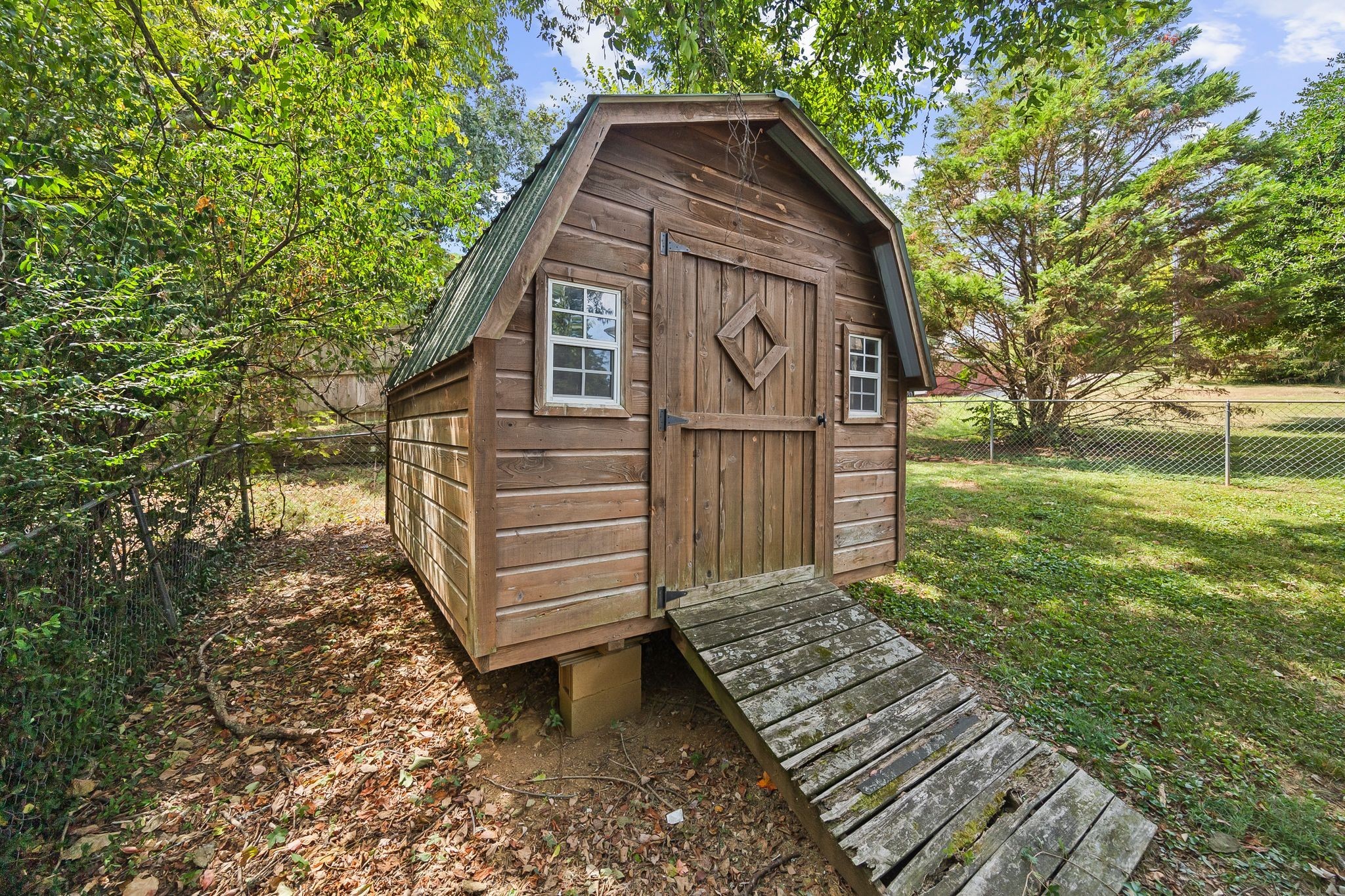 210 Winding Way Columbia, TN 38401 - Photo 26 of 28 a view of a house with a yard