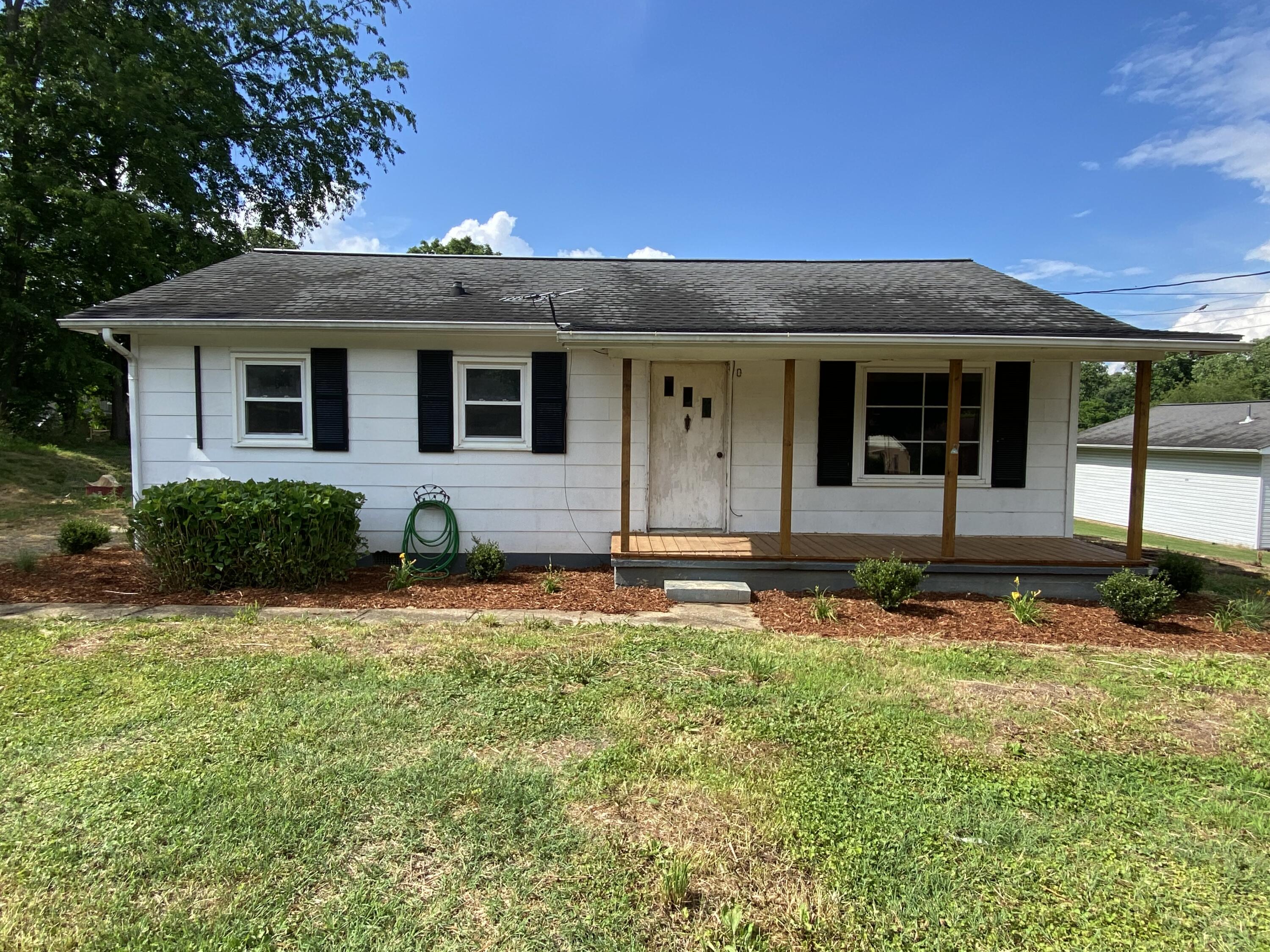 2202 Indian Ridge Road Johnson City, TN 37604 - Photo 1 of 18 1 - Main MLS Photo