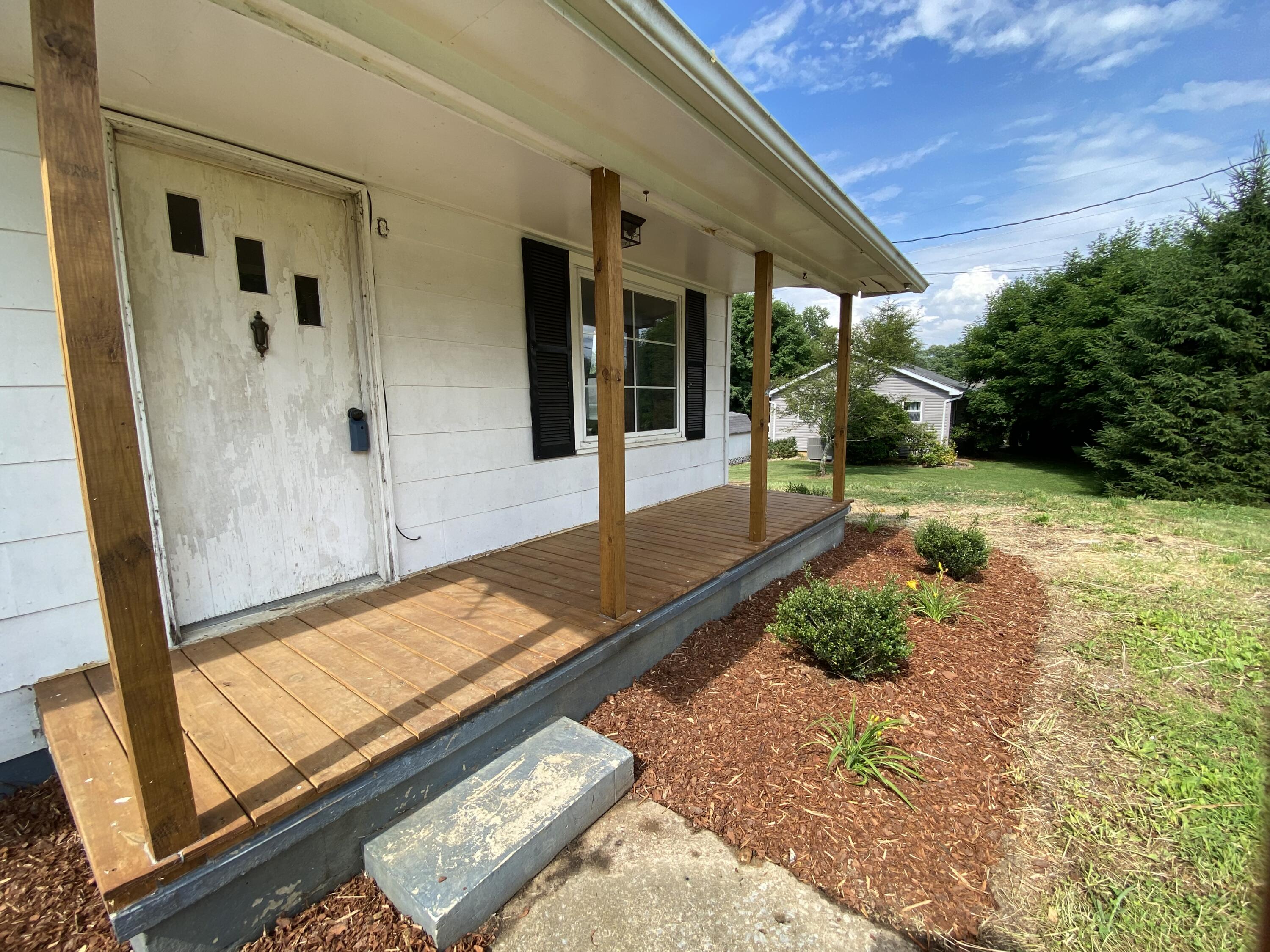 2202 Indian Ridge Road Johnson City, TN 37604 - Photo 17 of 18 17 - Front Porch
