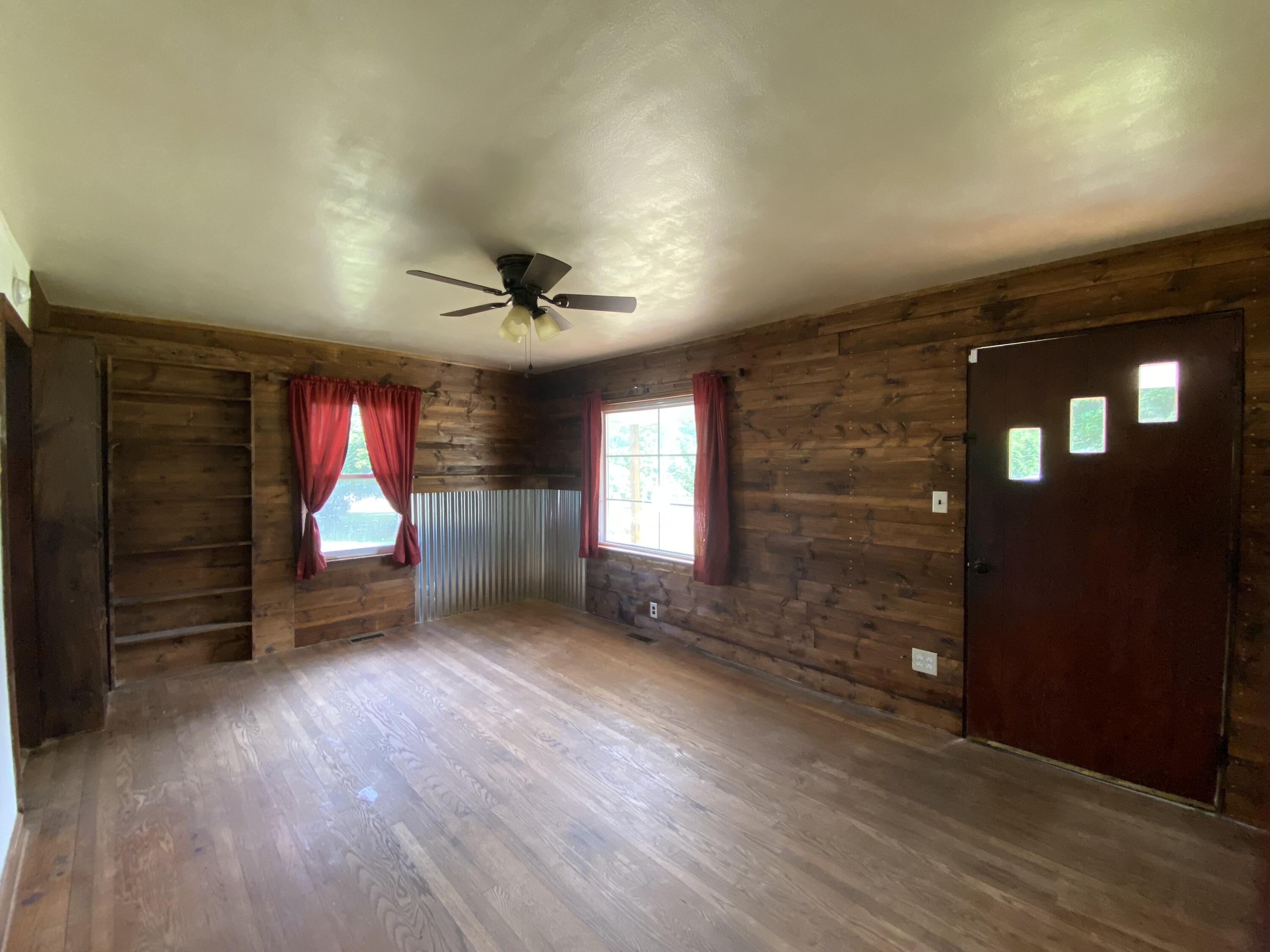 2202 Indian Ridge Road Johnson City, TN 37604 - Photo 5 of 18 5 - Living Room with Shiplap