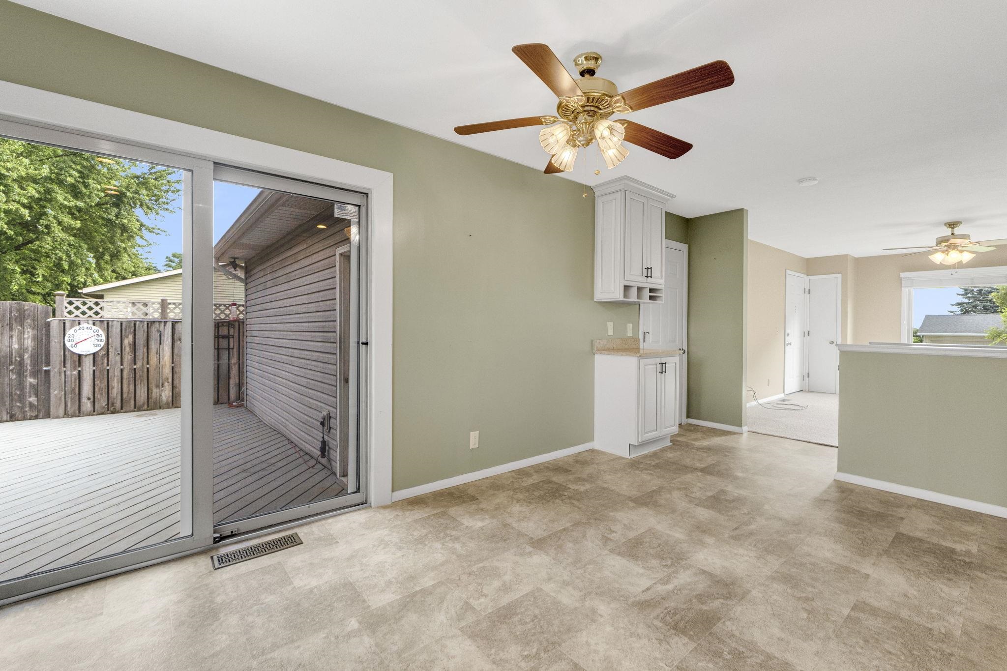 21 Yvonna Street Leesburg, IN 46538 - Photo 13 of 36